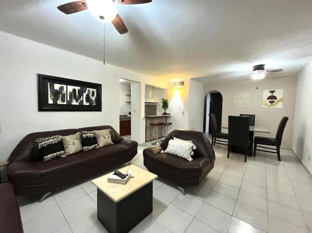 Increible Ubicacion A Metros De La Playa Edificio Palancar Apartment Playa del Carmen Mexico